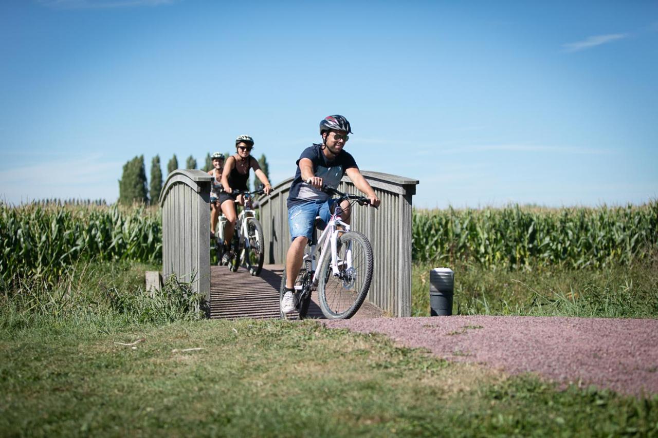 Ecolodges Flandre Lys Haverskerque エクステリア 写真
